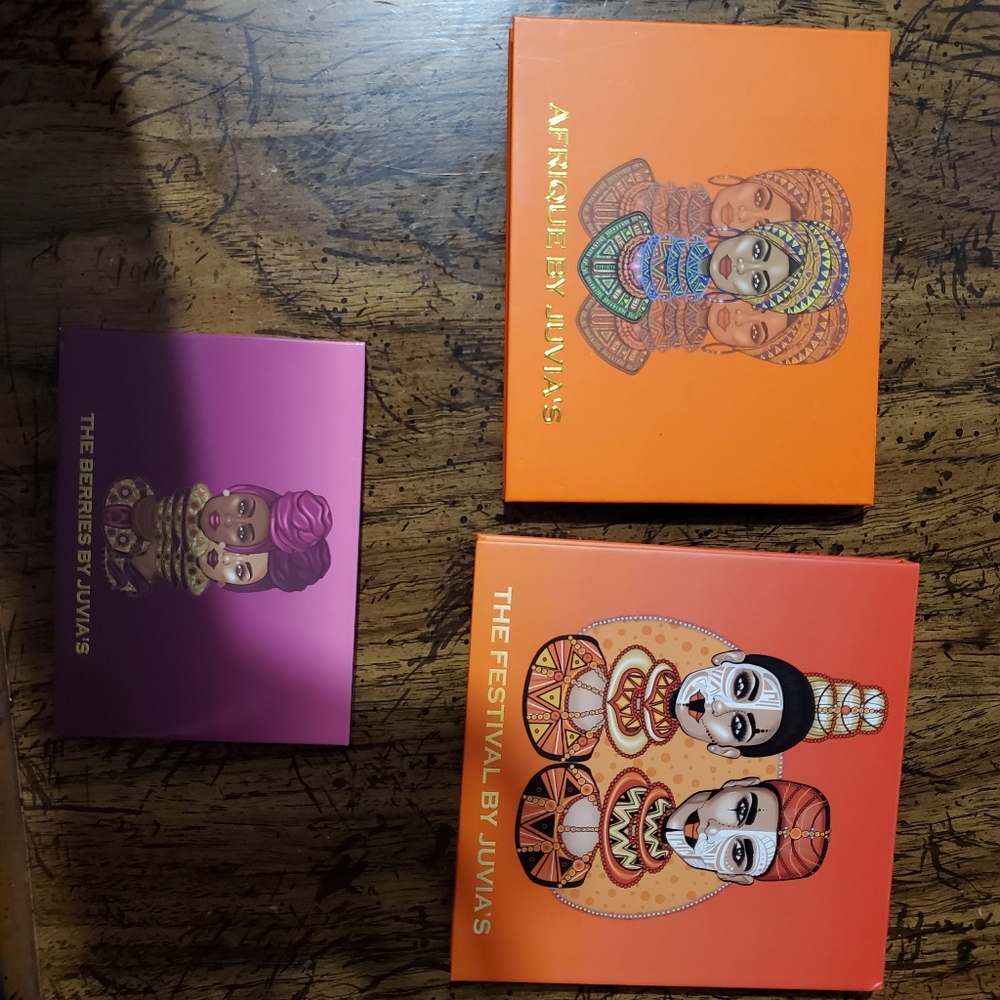Juvias place eyeshadow bunddle